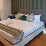Comfort Service Apartment At The Platinum Klcc