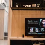 The Robertson Kl Bukit Bintang Netflix And Karaoke