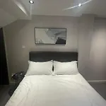 Yvone Guest House