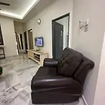 Desa Damai Homestay Fully Air Cond And Self Check In #7 Pax