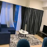 Holiday Suites Star Residences