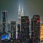 Royce Klcc Kuala Lumpur City Centre By Dormeo Destinations
