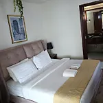 Eastern Suites Times Square Kl