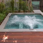 Summer Suites Studios