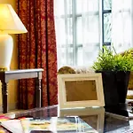 Duta Vista Suites