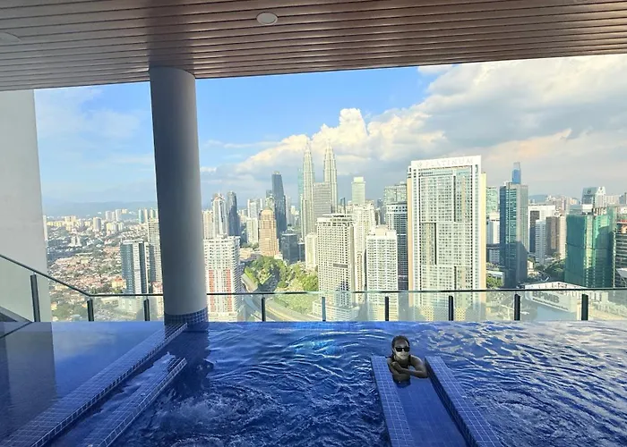 Sky Pools Colony Suites Klcc