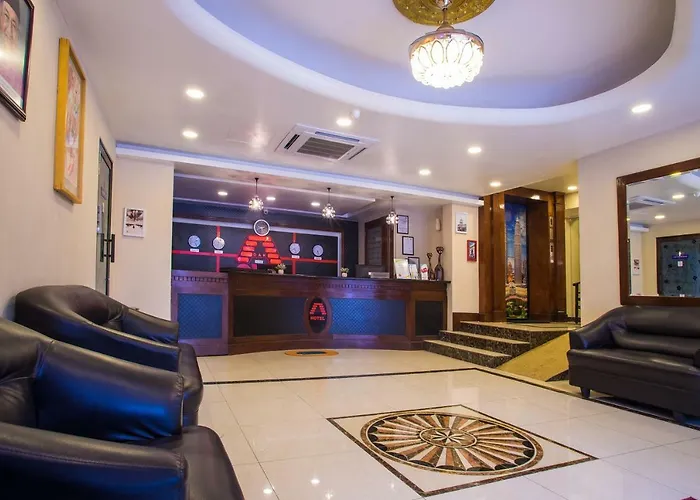 Oyo 43929 Adak Hotel