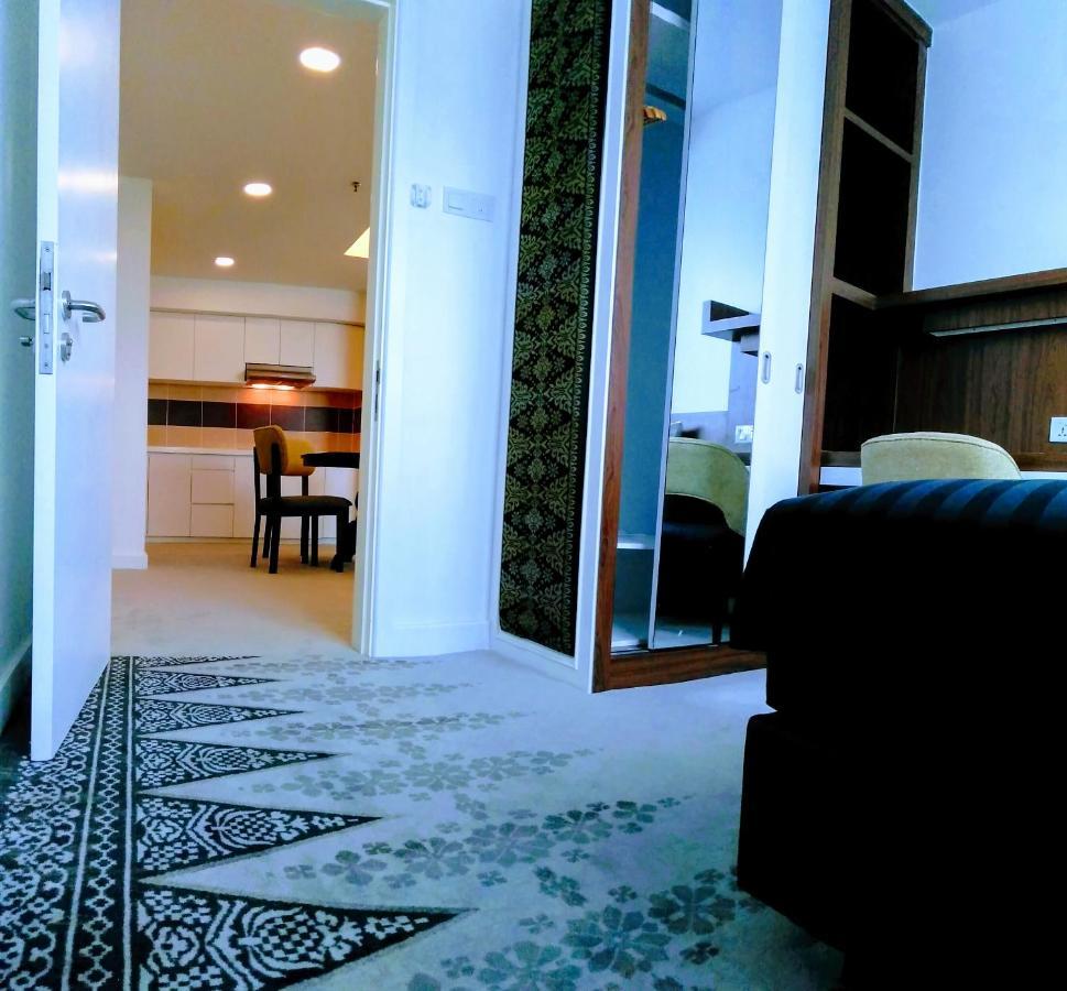 Utm & Hotel 3*