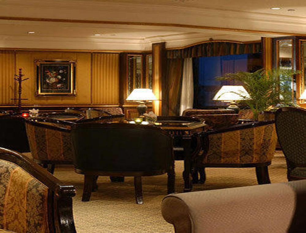 Renaissance & Convention Centre Hotel Kuala Lumpur