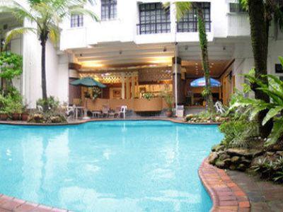 Duta Vista Suites 3*