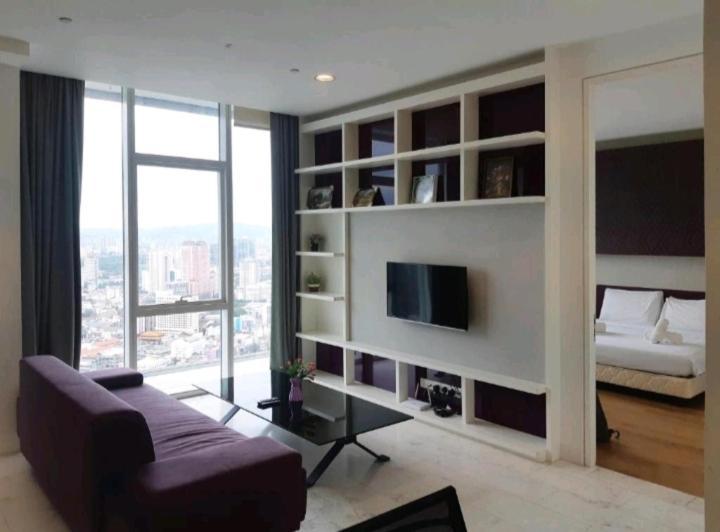Platinum Klcc By Luxe Apartemen