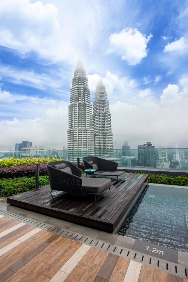 Klcc Star Premium With Rooftop Swimming Pool Apartment Kuala Lumpur