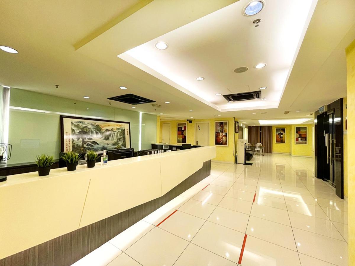 Esq Shamelin Hotel 2*