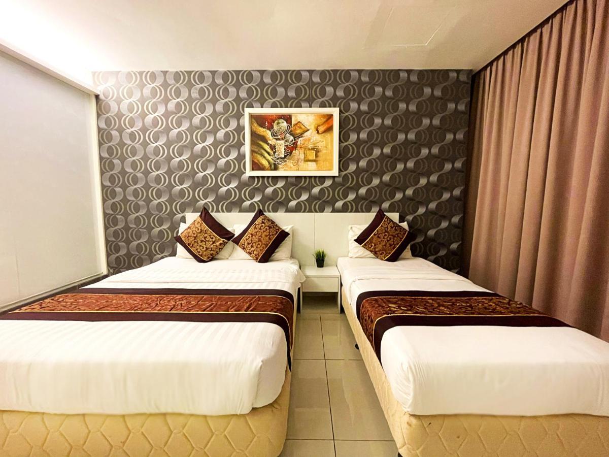 Hotel Esq Shamelin 2*