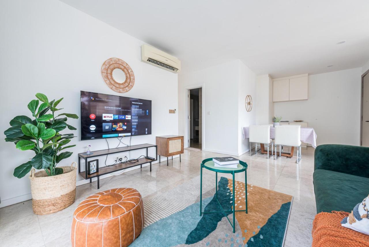 Fairlane 2mins Walk To Bukit Bintang Sunset View 2br 8-1 Wifi 100mbps Kuala Lumpur
