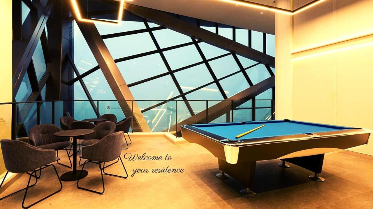 Modern Designer At Continew, Trx Klcc View, Next To Ikea Apartment *