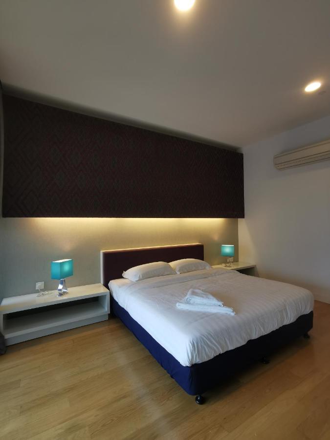 Platinum Suites Klcc Deluxe 2 Bedroom By Lamanche *