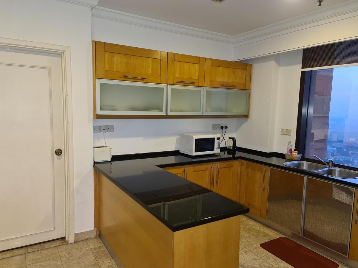 Raymond Suites At Berjaya Times Square