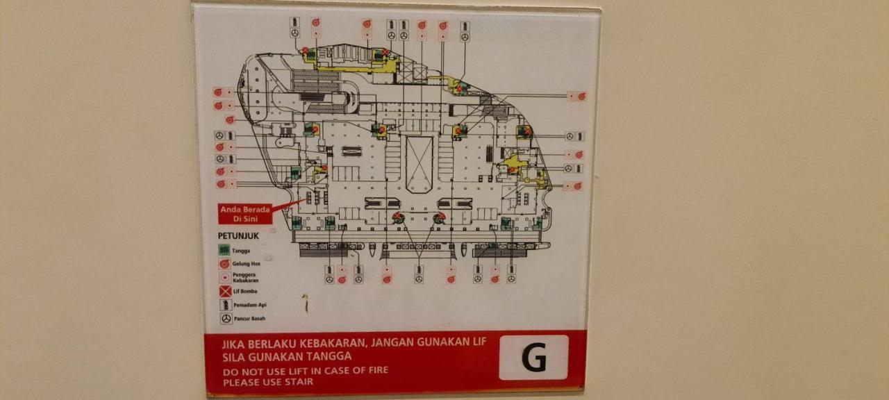 Apartment Raymond Suites At Berjaya Times Square