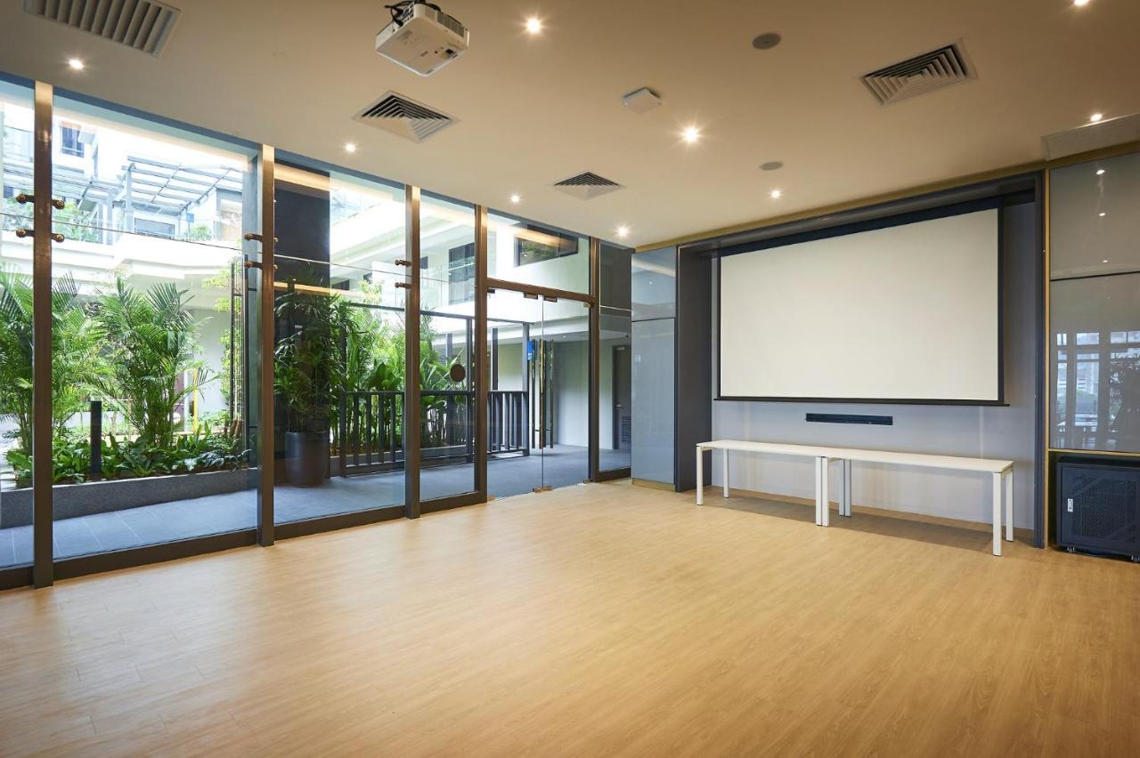 Hotel Komune Living & Wellness 4*