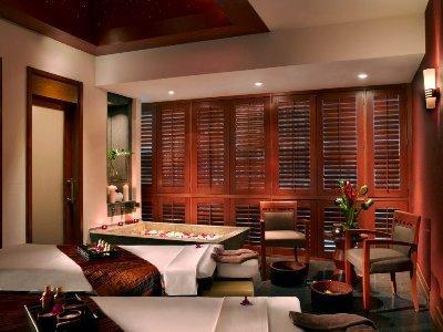 Prince Hotel And Residence Khách sạn 5*