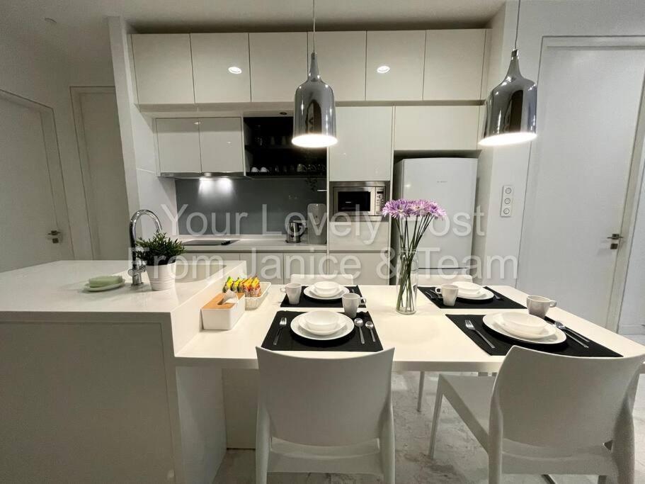 #1 Klcc Platinum Face 2bed 2bath Kuala Lumpur
