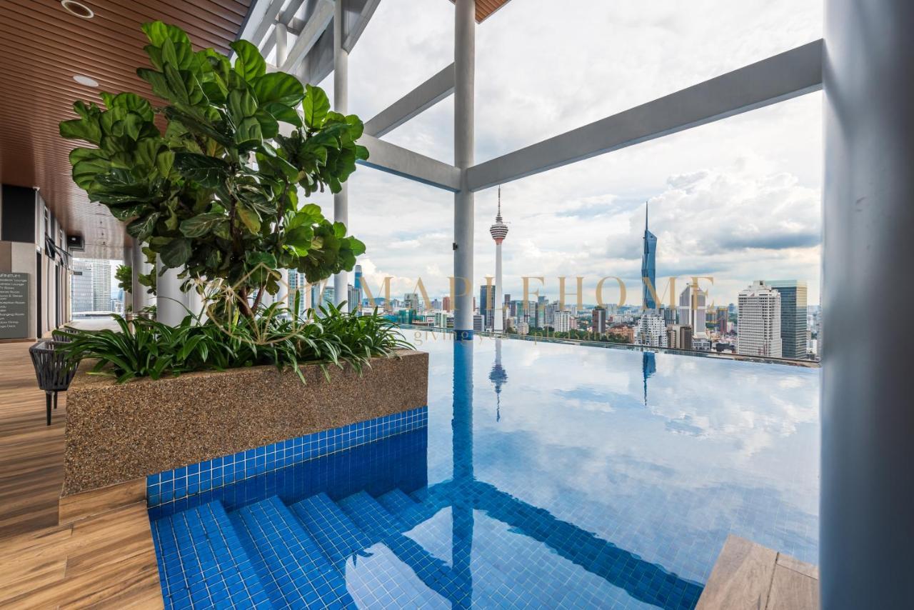 The Colony And The Luxe Premier Apartment