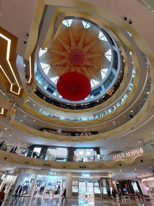 Staycation Hots @ Sunway Velocity Mall *