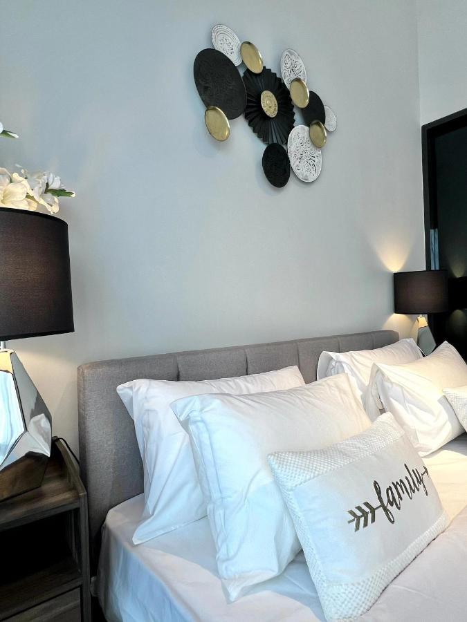 The Luxe By Infinitum By Qc *