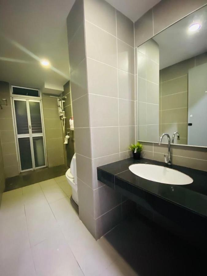 Nour Klcc View - Cozy 1 Apartemen