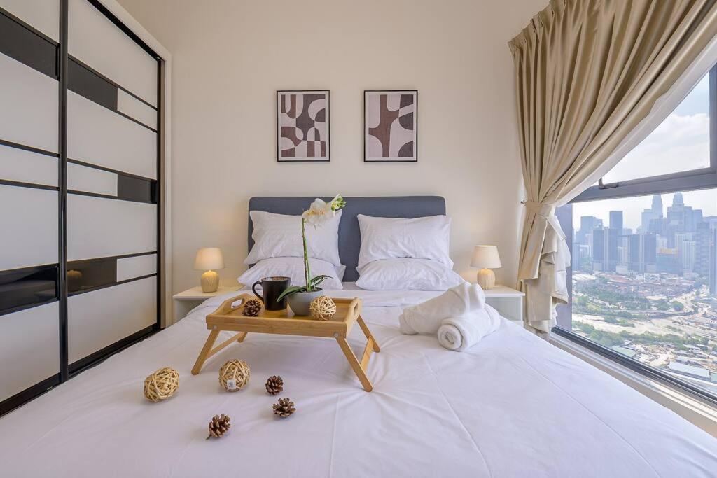 Luxury Sky Garden Near Trx Mall 100mbps Apartemen