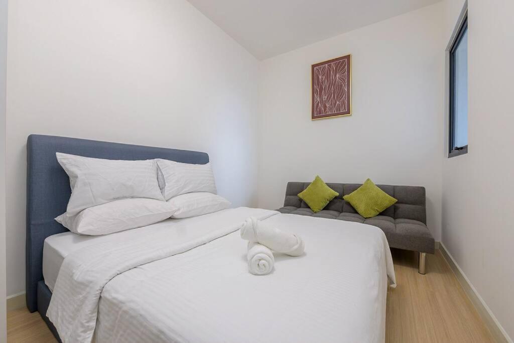 Luxury Sky Garden Near Trx Mall 100mbps Apartemen