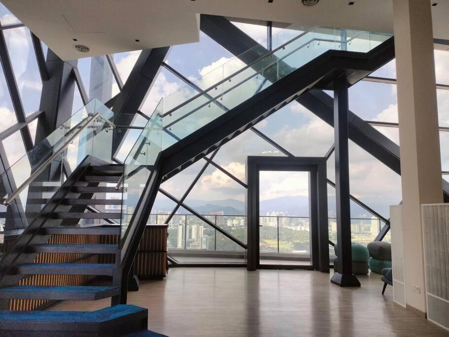 Luxury Sky Garden Near Trx Mall 100mbps * Kuala Lumpur