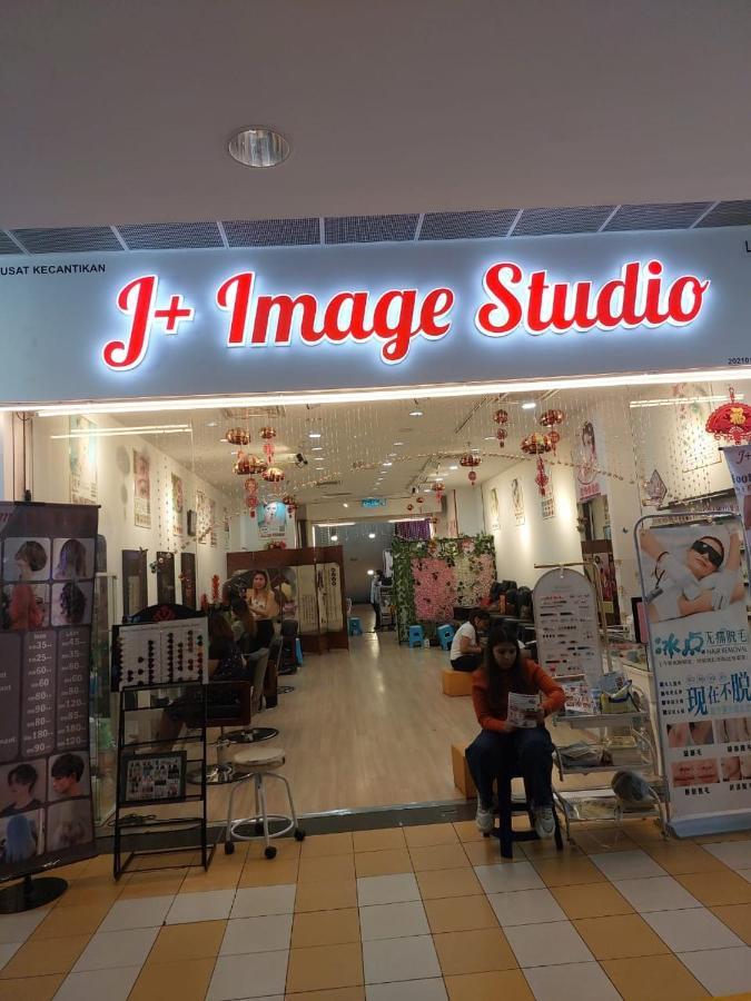 Double Deluxe At Berjaya Times Square Kl Apartment Kuala Lumpur