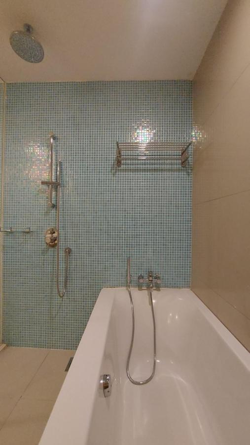 Apartment Klcc 261 Bukit Bintang 4 Pax Free 1 Parking Kuala Lumpur