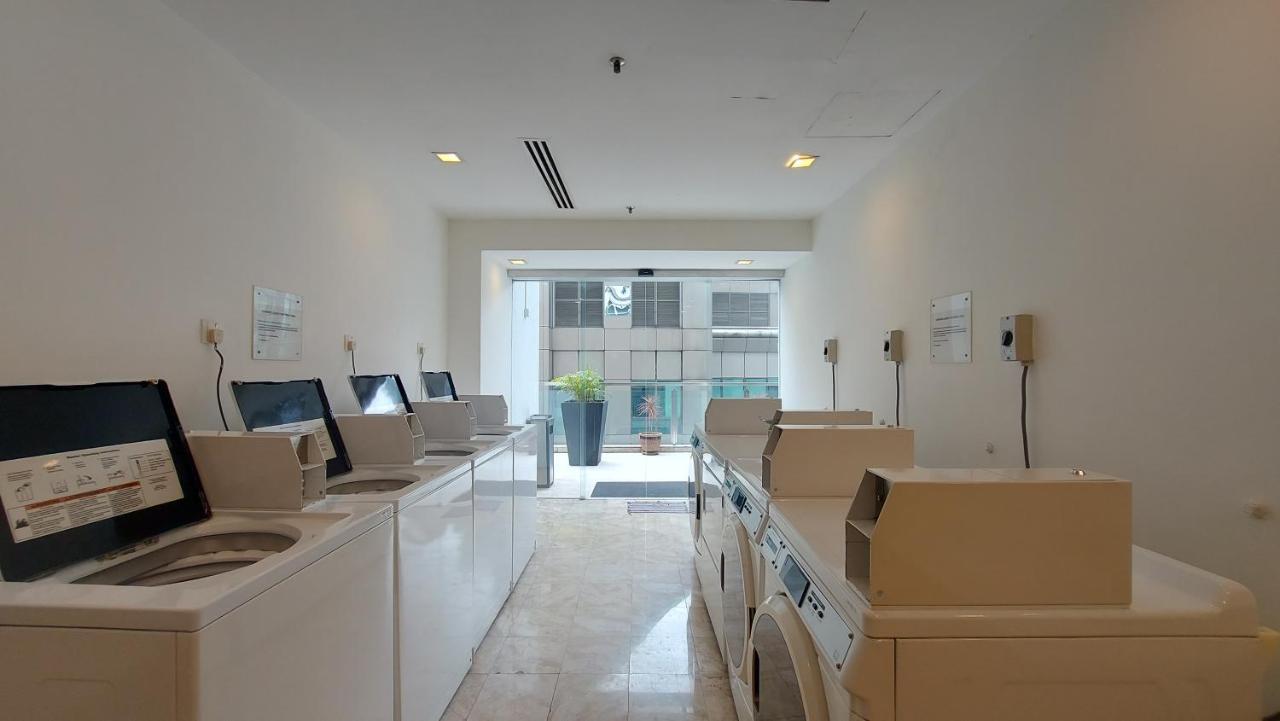 Klcc 274 Bukit Bintang 4 Pax Free 1 Parking Apartment Kuala Lumpur