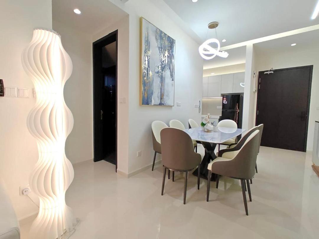 Apartment Sunway Velocity Two- Ample