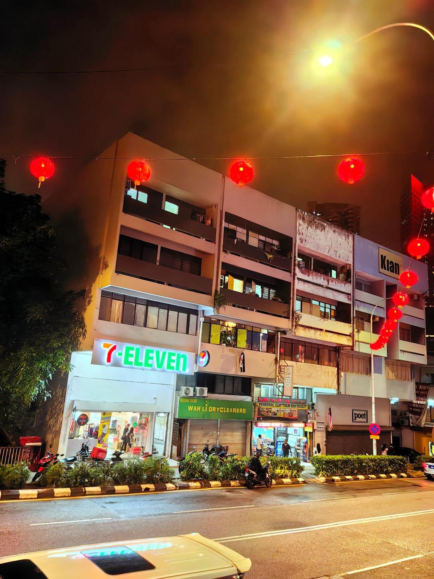 Chambers Klcc Service Apartment