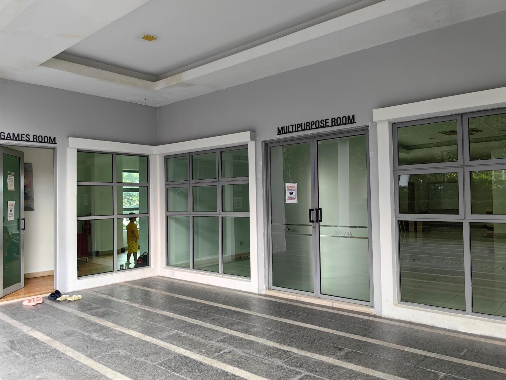 703 Klcc 5 Minutes To Alor Street Ceylon Pavilion 3 For 10 Pax Kuala Lumpur