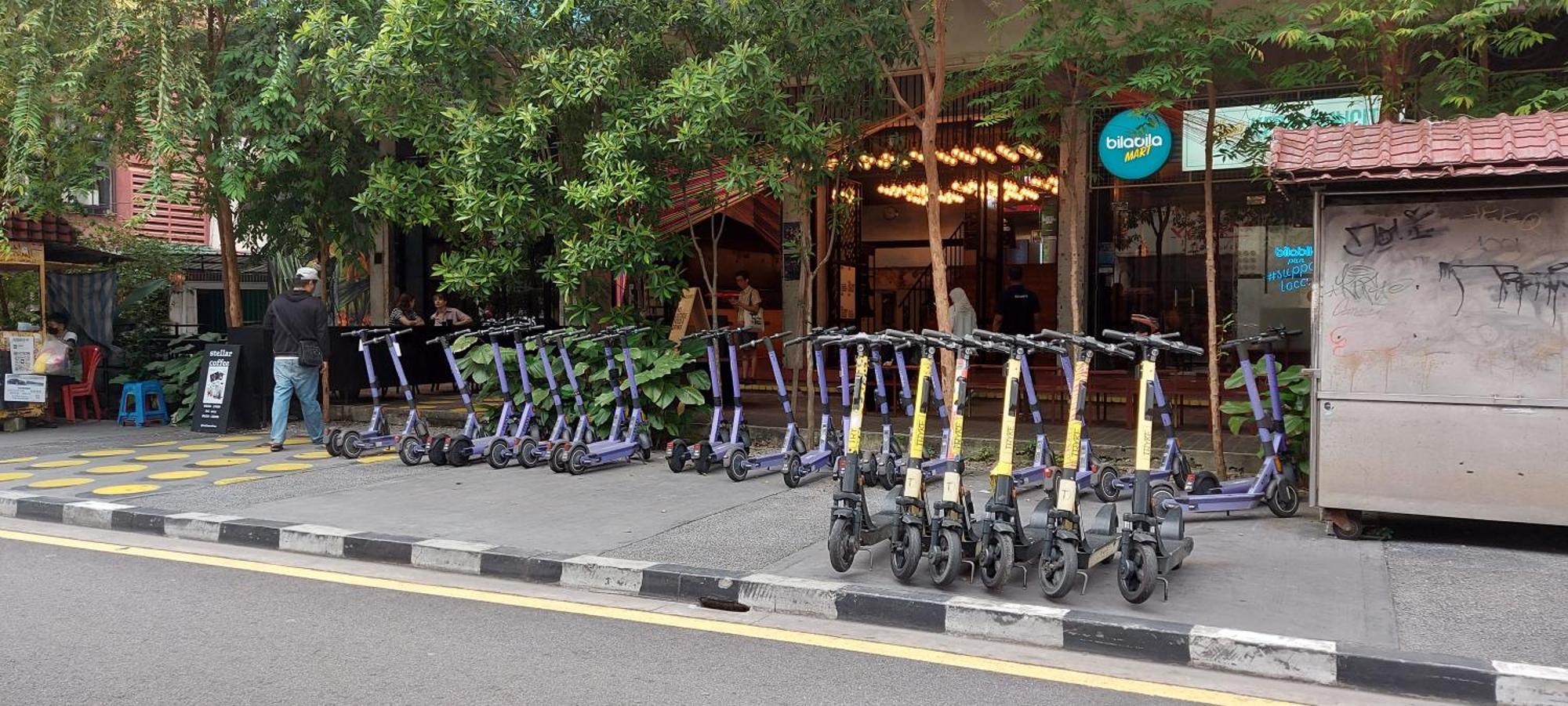 Klcc 261 Bukit Bintang 4 Pax Free 1 Parking