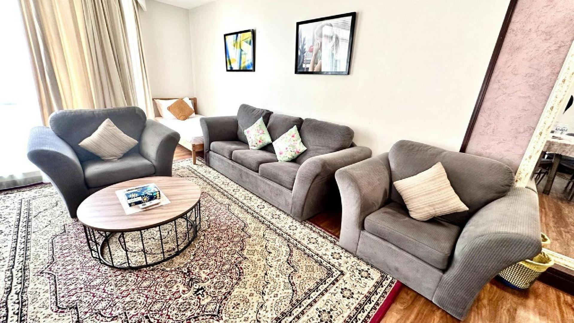 Rihanna Service At Times Square Apartment