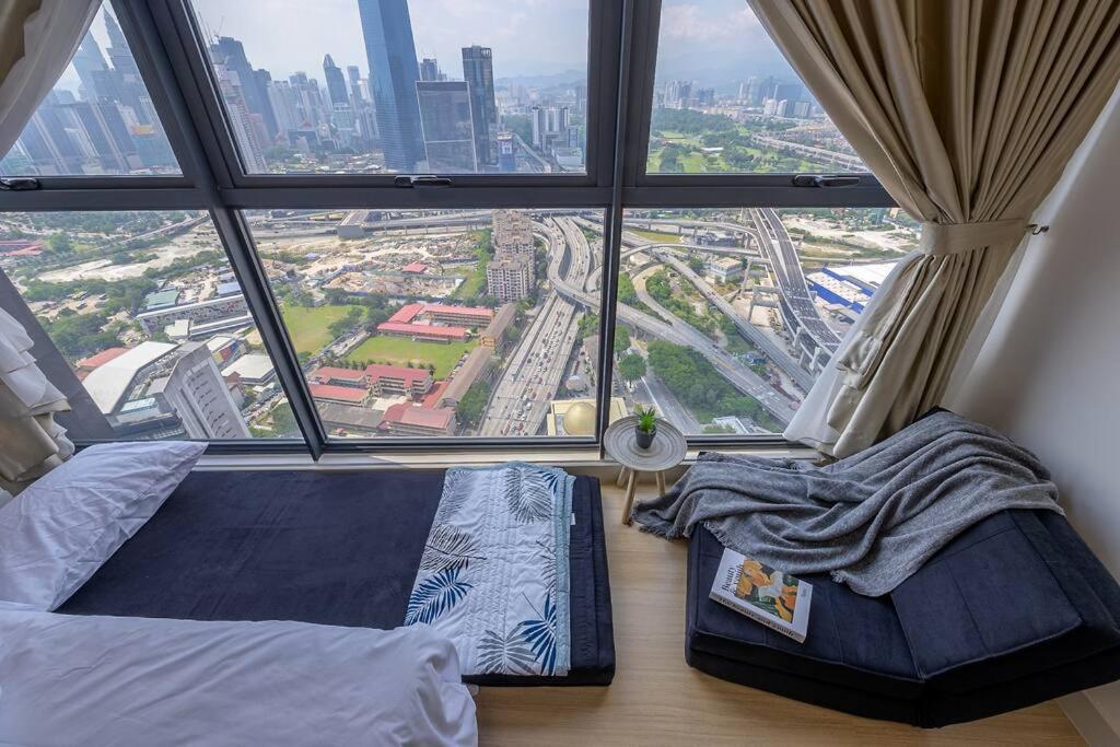 Luxury Sky Garden Near Trx Mall 100mbps