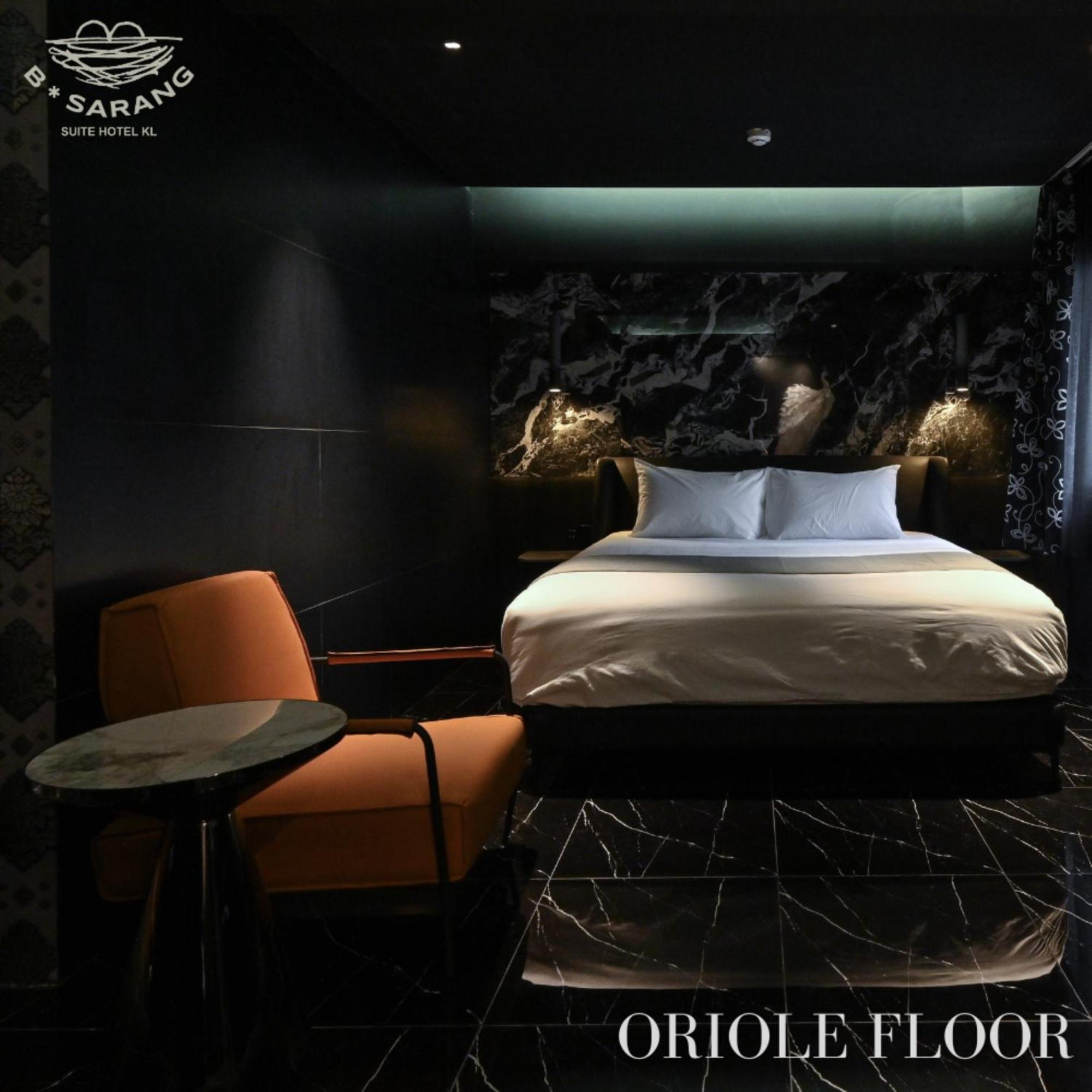 Capsule hotel B Sarang