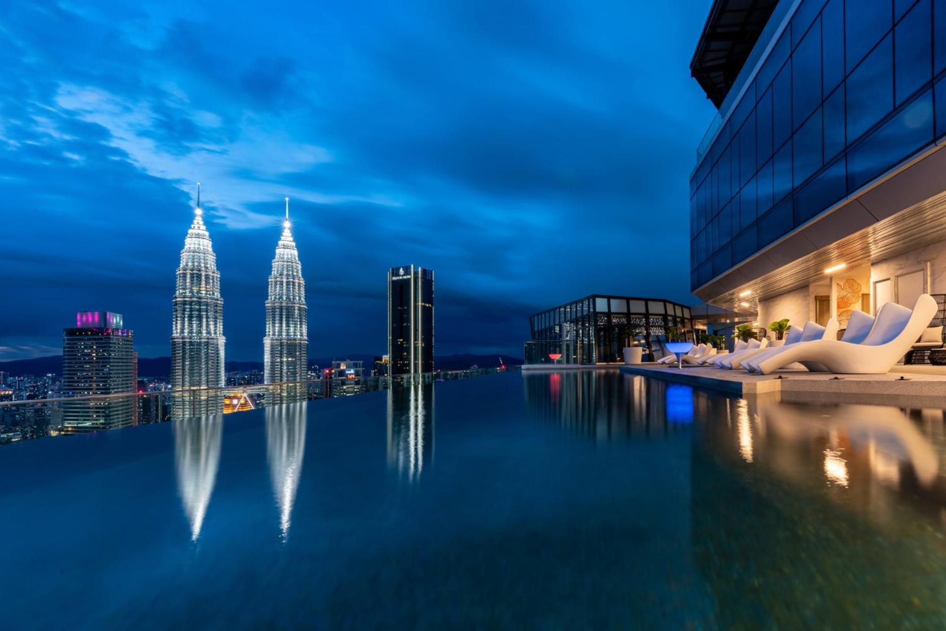 Imperial Lexis Hotel
