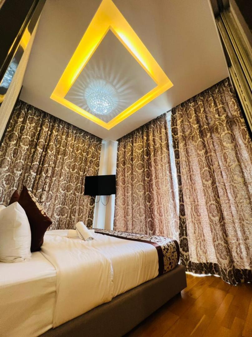 Dorsett Service Kl *