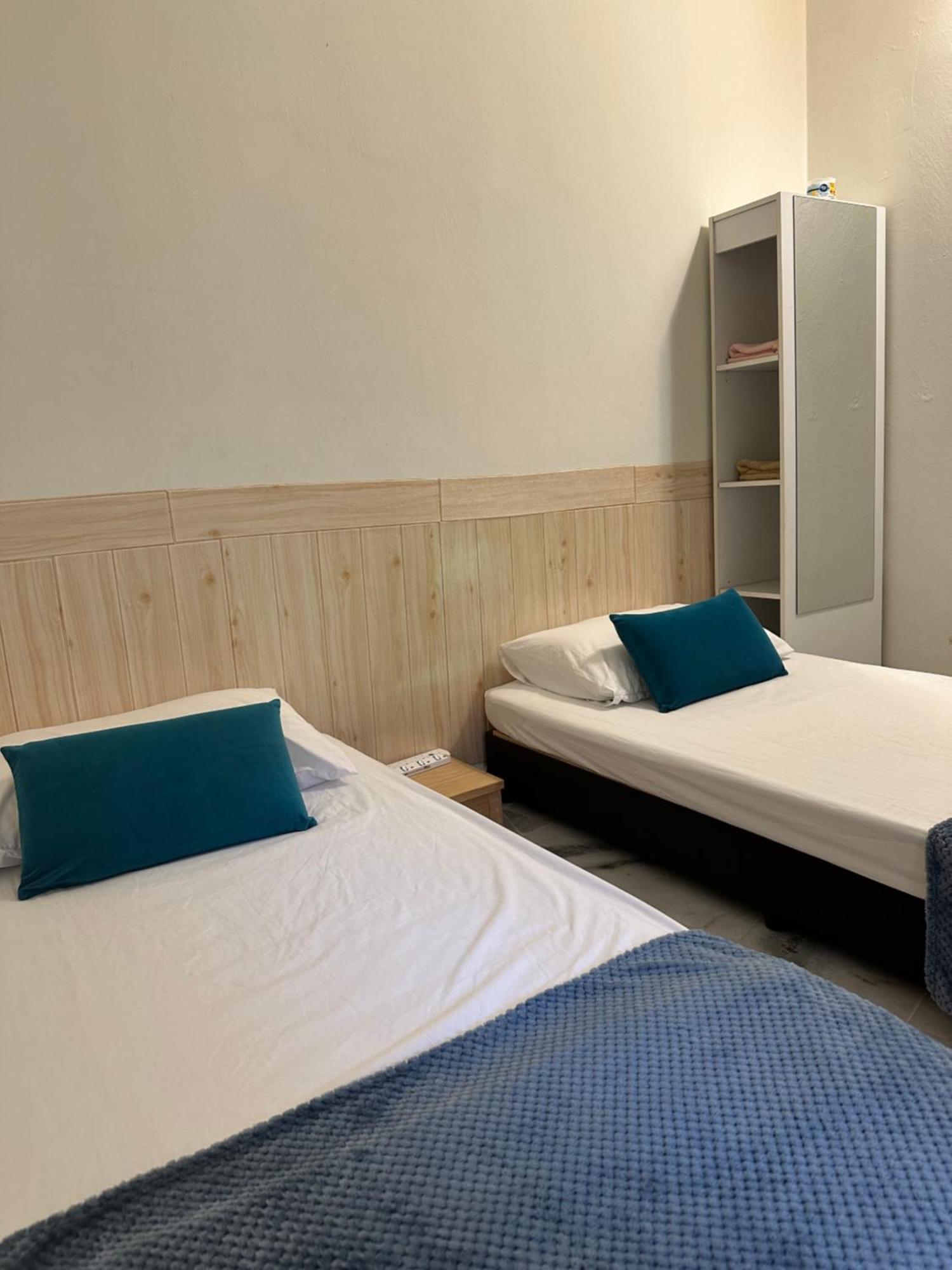 Apartment Desa Damai Fully Air Cond And Self Check In #7 Pax *