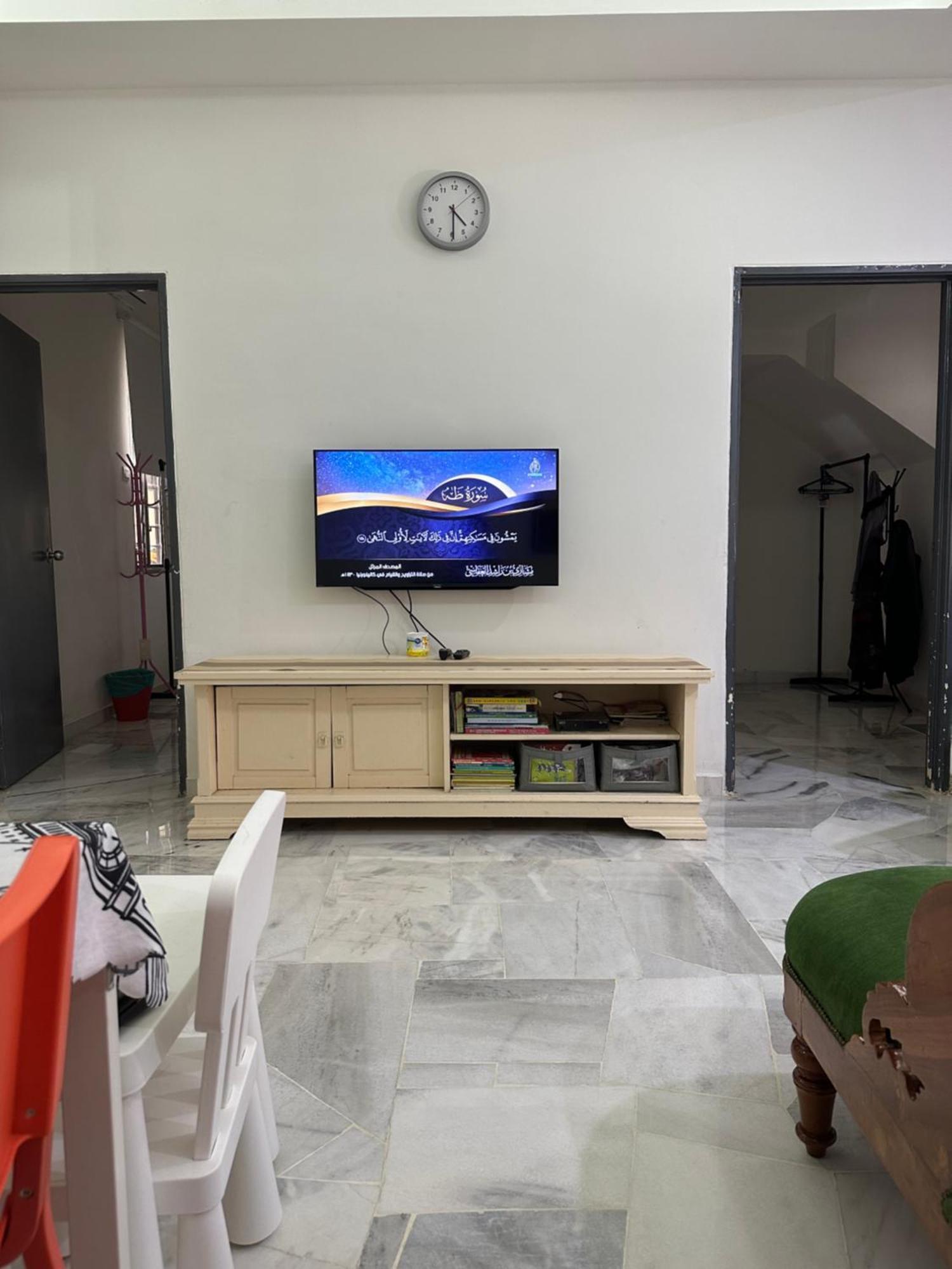 Desa Damai Fully Air Cond And Self Check In #7 Pax * Kuala Lumpur