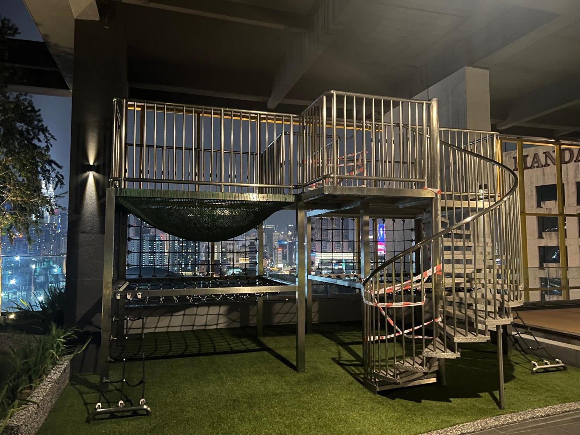 Apartemen Merdeka Tower 118 Chinatown Trx At Opus