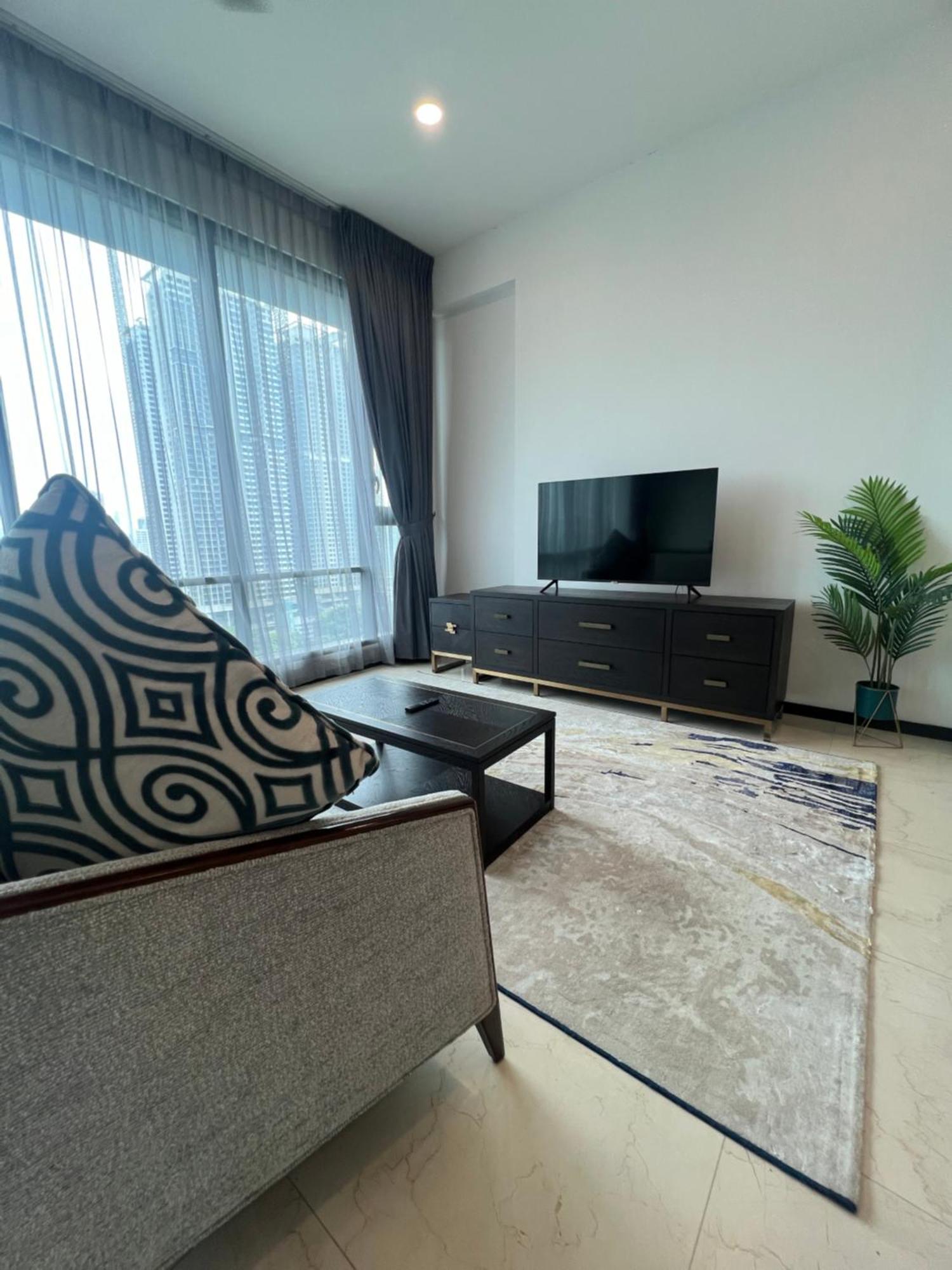 Apartemen Merdeka Tower 118 Chinatown Trx At Opus *