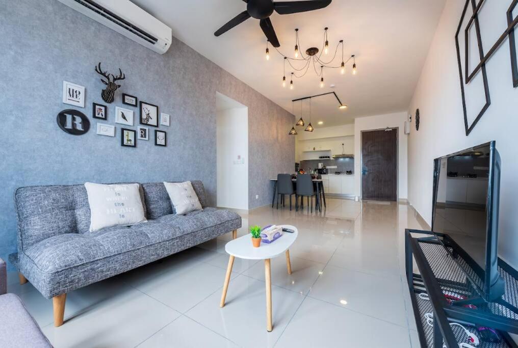 Apartment Mva46 Kl Sunway Velocity Ikea Mrt Cheras #7pax-2cp *